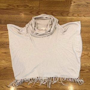 LoveStitch Cream Poncho O/S